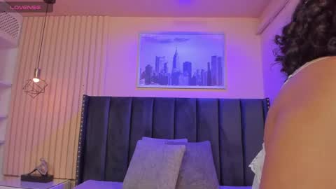 Viiolett online show from October 22, 9:42 pm