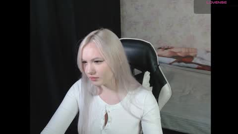 vikapowers online show from March 29, 7:02 pm