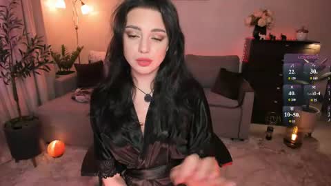 Viki Bellson online show from June 27, 7:31 pm