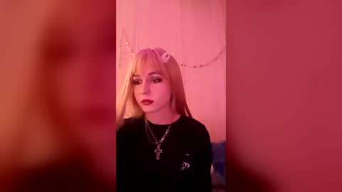 vikki online show from July 16, 7:24 am