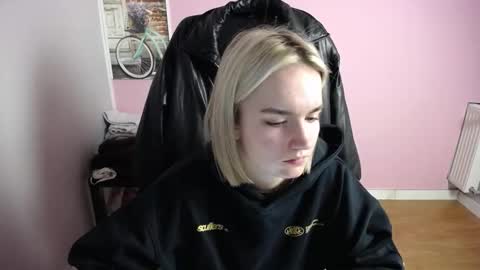 viktoria_lovely online show from February 17, 6:46 am