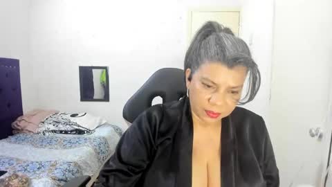 Snapshot of vikyadams chatting on October 11, 10:23 pm VIKY ADAMS online show from October 11, 10:23 pm