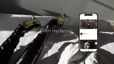 Diva Silvia online show from November 28, 4:43 pm