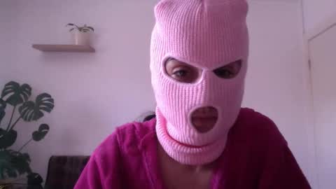 Violette online show from March 16, 1:04 pm