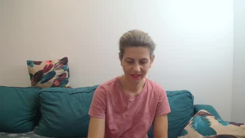 Snapshot of violafoxy chatting on January 16, 3:02 pm viola online show from January 16, 3:02 pm