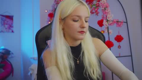 violamore online show from May 27, 3:20 pm