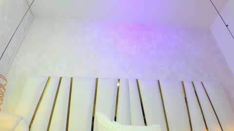 violeet_gray online show from June 4, 2:43 pm