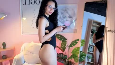 violet__15 online show from July 28, 12:48 pm