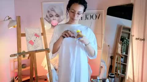 violet__15 online show from July 18, 12:51 pm