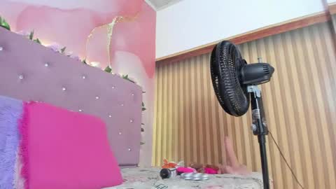violet__taylor_ online show from May 29, 2:42 am