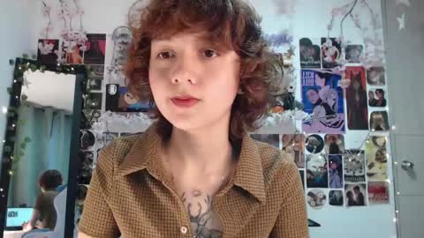 Violet online show from February 15, 7:06 am