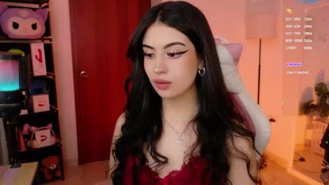 Violeta  online show from May 4, 5:17 pm
