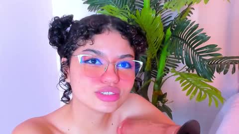 Vio online show from October 20, 5:05 pm