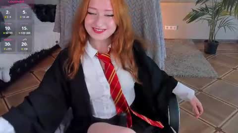 VIOLET online show from August 4, 3:51 pm