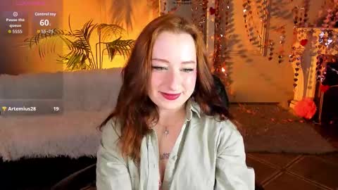 VIOLET online show from February 14, 3:47 pm