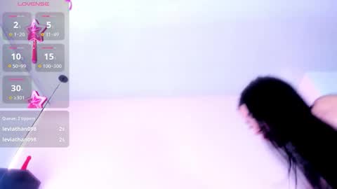 violet online show from January 8, 5:50 pm