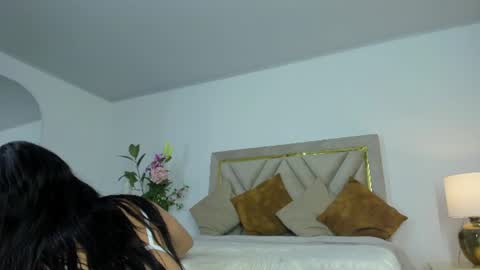 Mary online show from July 12, 6:42 pm
