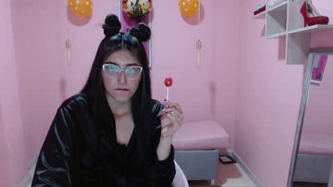 Violet  online show from October 27, 4:35 pm