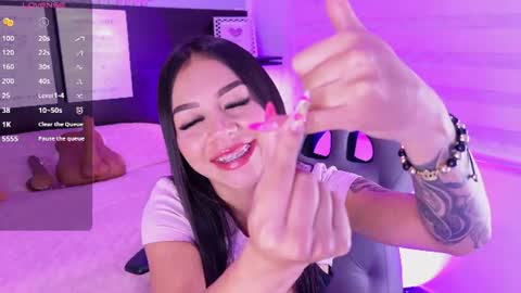 Violeta online show from June 10, 2:00 am