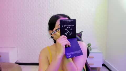     online show from May 4, 9:29 pm