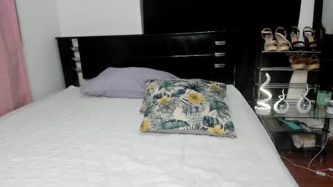 violeta_gracee online show from June 16, 2:56 am