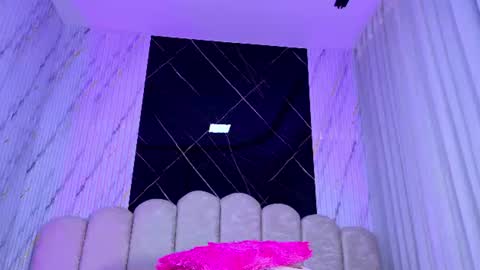 violeta london online show from July 9, 3:09 am