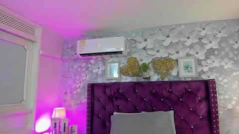 violeta_medina online show from October 28, 9:59 am