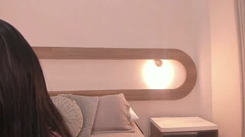 Violeta Sum online show from June 18, 12:32 pm