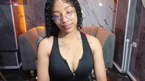 Snapshot of violeth_b chatting on October 20, 12:41 pm violeth_b online show from October 20, 12:41 pm