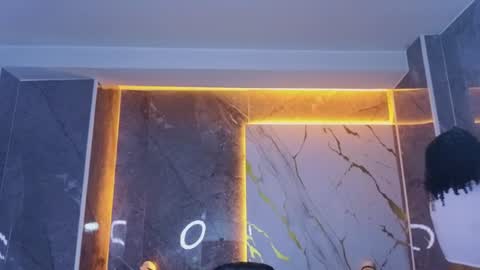 violeth_b online show from July 1, 2:05 pm