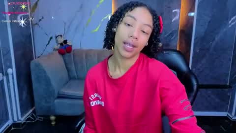 violeth_b online show from June 18, 1:38 pm