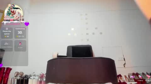 VIOLETA MONTANA online show from November 12, 10:02 am