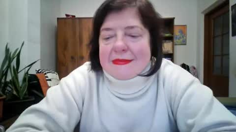 violetpulse online show from February 12, 1:57 pm