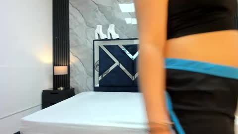Violet Rose online show from April 29, 7:52 pm