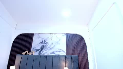 Violet Rose online show from July 18, 10:45 pm