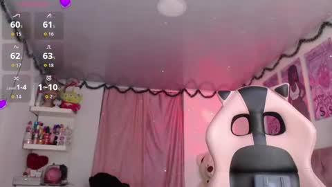 violett_brown9 online show from July 28, 6:55 am