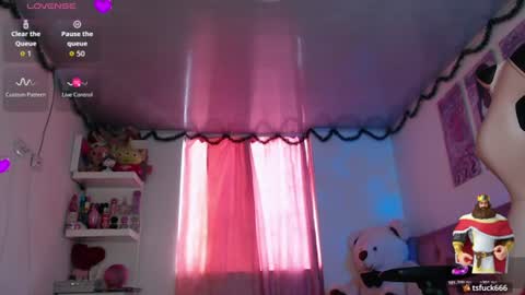 violett_brown9 online show from June 27, 12:22 pm