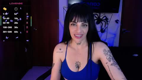 violett  Independent model online show from October 23, 4:51 am