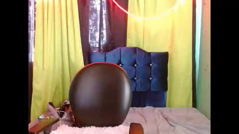 violetta_dreams online show from April 30, 7:19 pm