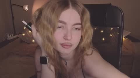 ViolettaOtis online show from February 18, 4:06 pm