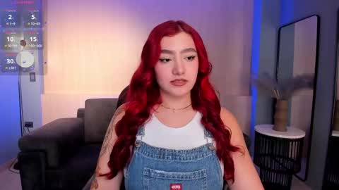 Violett Castel online show from February 18, 7:32 pm