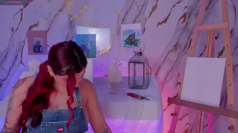 Violett Castel online show from February 11, 7:59 pm