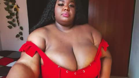 Snapshot of violette_plus chatting on December 3, 11:46 pm Call me valeria online show from December 3, 11:46 pm