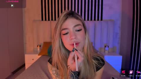 Violett  online show from June 17, 10:38 am