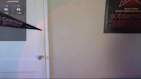 Snapshot of violetwinter666 chatting on January 2, 3:29 pm Violet Winter  indie sleaze goth girl next door online show from January 2, 3:29 pm