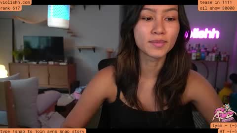 follow me on twitter violishh and ig violishh  online show from November 19, 8:31 pm