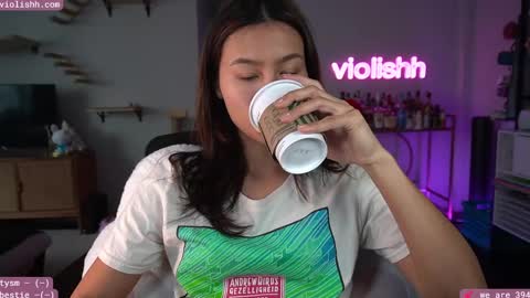 Snapshot of violishh chatting on February 15, 7:50 pm follow me on twitter violishh and ig violishh  online show from February 15, 7:50 pm