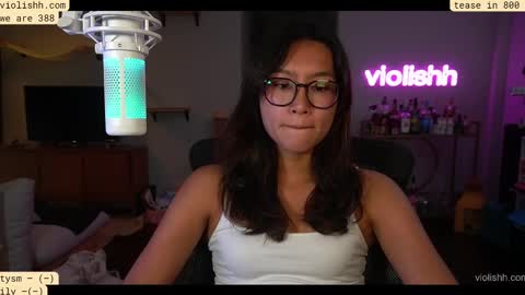 Snapshot of violishh chatting on September 24, 12:42 am follow me on twitter violishh and ig violishh  online show from September 24, 12:42 am