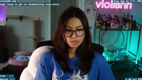 Snapshot of violishh chatting on February 2, 8:19 pm follow me on twitter violishh and ig violishh  online show from February 2, 8:19 pm