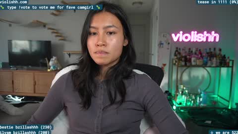 Snapshot of violishh chatting on January 13, 7:53 pm follow me on twitter violishh and ig violishh  online show from January 13, 7:53 pm